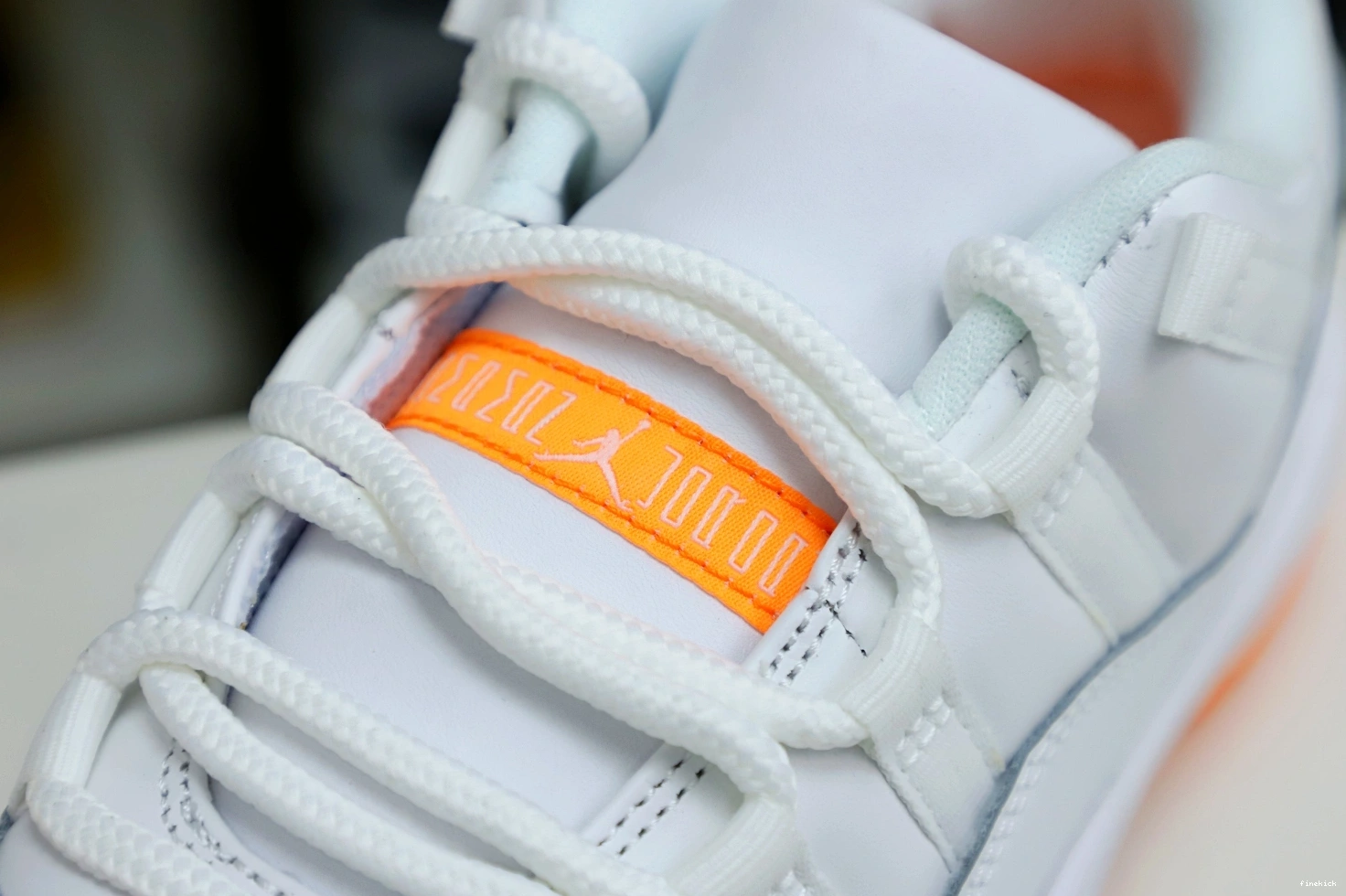 'BRIGHT WMNS 11 CITRUS' JORDAN LOW AIR RETRO 0711